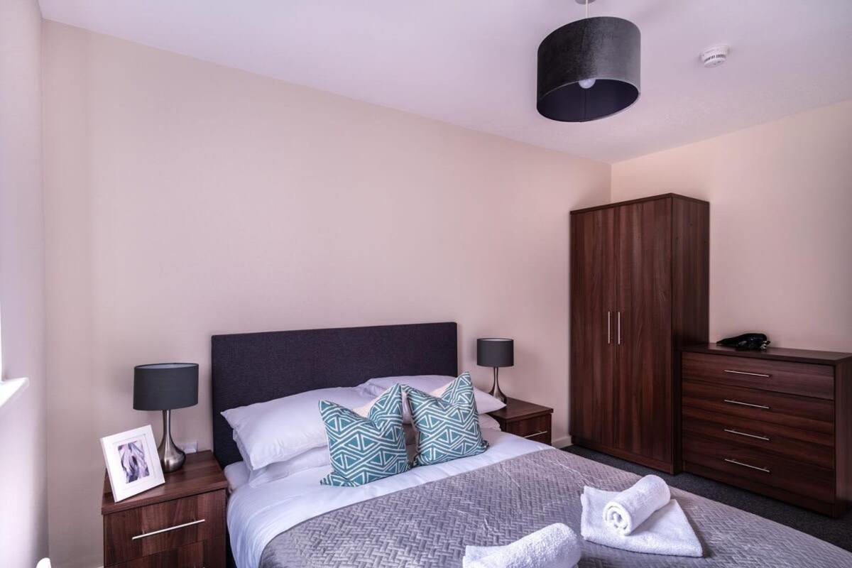 Modern & Spacious 2 Bed Apartment In Manchester Exterior photo